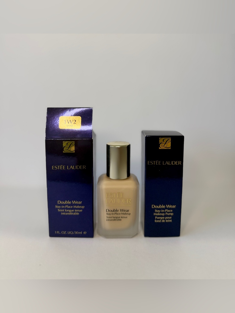 Estee Lauder Double Wear Stay-in-Place Makeup - Shade 1W2 + makeup pump